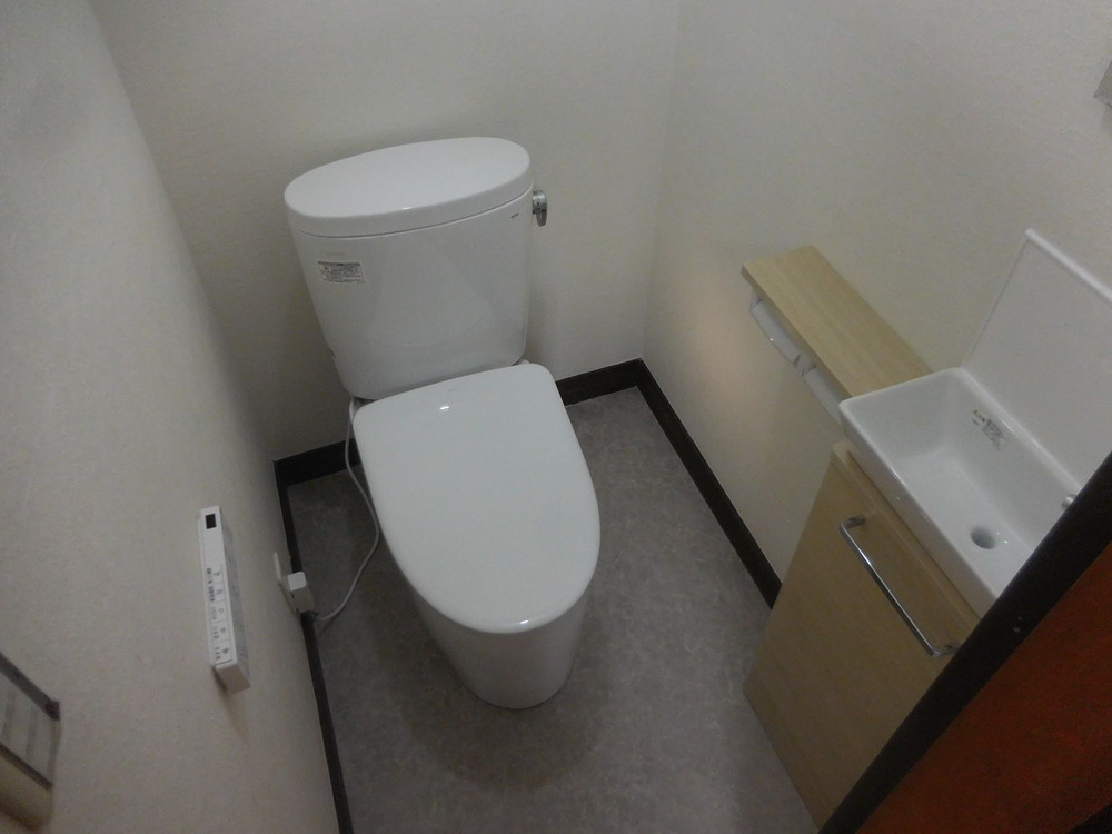 千葉県千葉市中央区 トイレ改修工事｜ピュアレストへの交換期間や価格についても紹介
