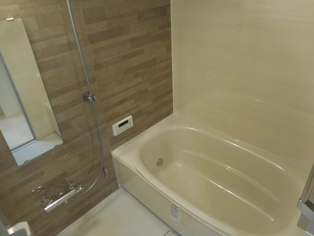 千葉県千葉市中央区 浴室改修工事｜在来浴槽からリデアBタイプへ交換する期間や価格についても紹介