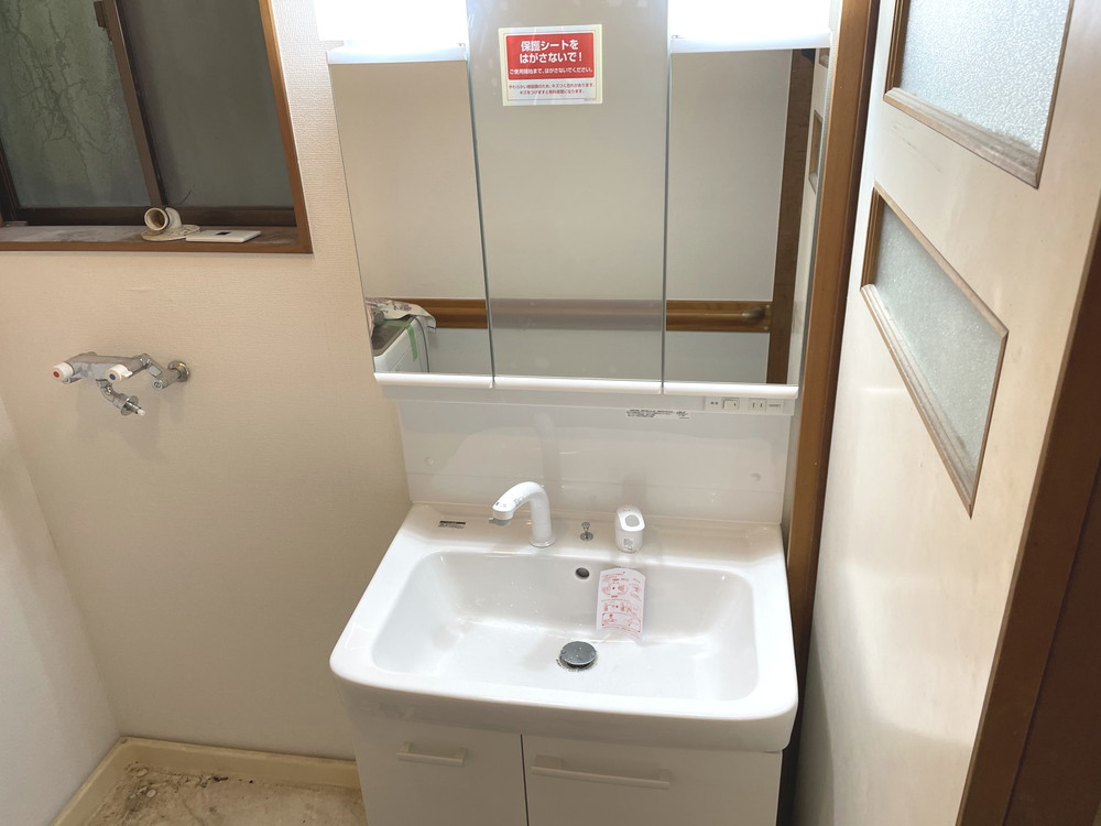 千葉市中央区戸建て　賃貸浴室・洗面台・手洗器交換