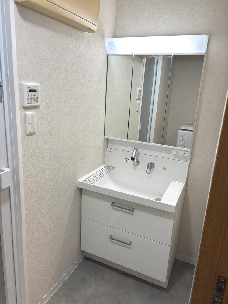 千葉市稲毛区マンション　浴室・洗面室・トイレ改修